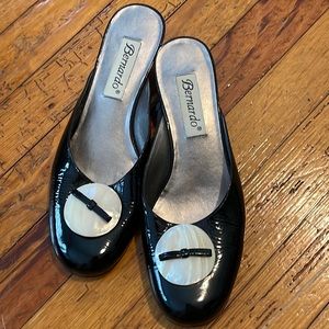 Bernardo Black leather 8